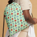 Beach bag with nautical pattern on a day excursion